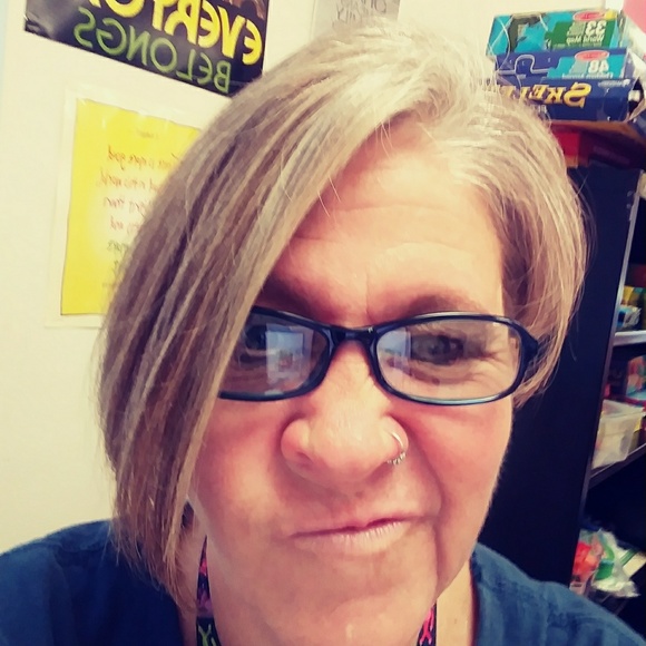 Meet your Posher, D'ayn - Picture 2 of 8